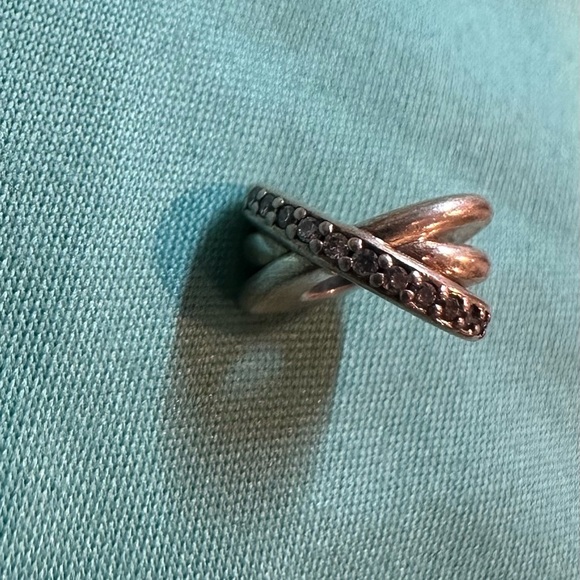 Elegant Silver Ring with Black Accents - Picture 3 of 6